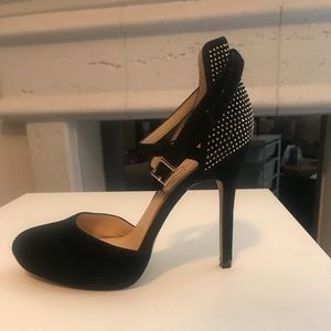 Jessica Simpson Black Pumps with Gold-tone Studs